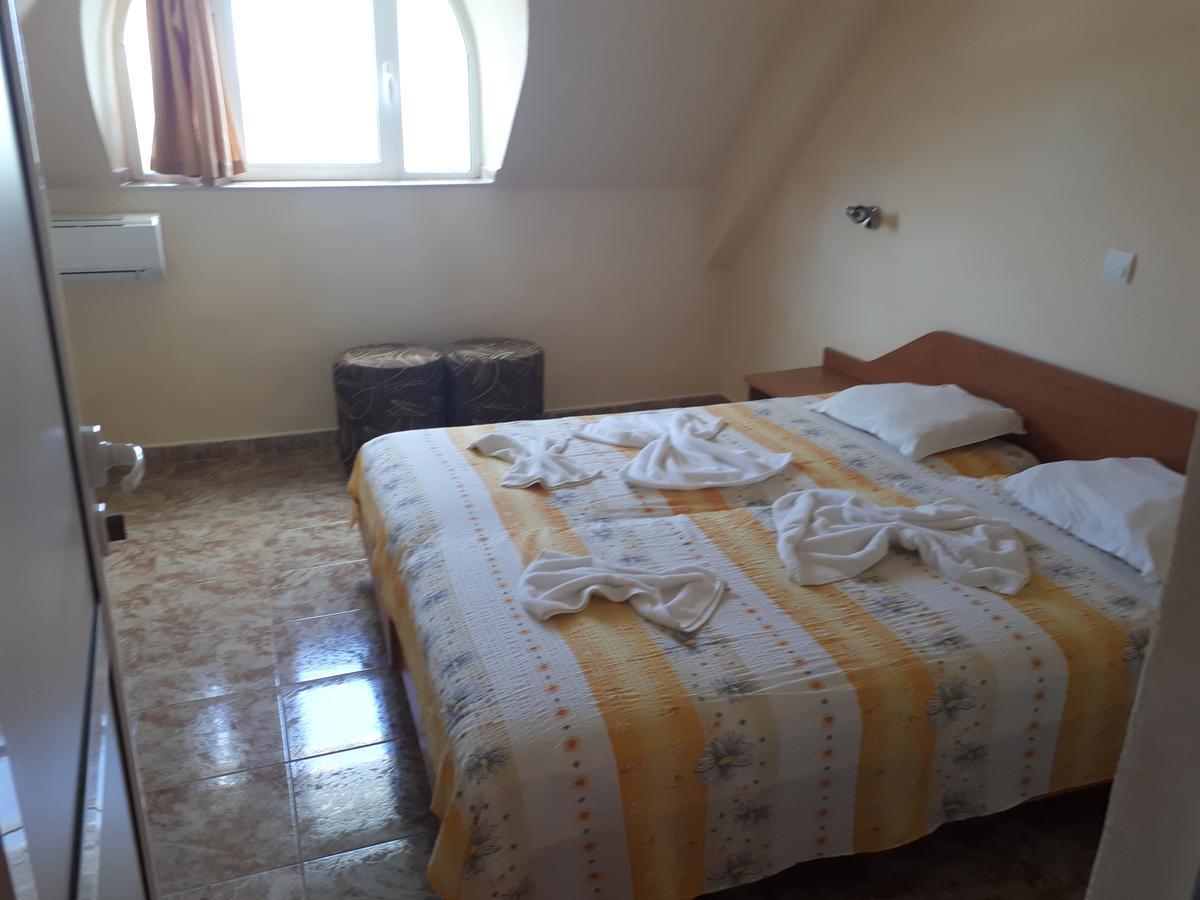 Hotel Palace Kranevo Bagian luar foto